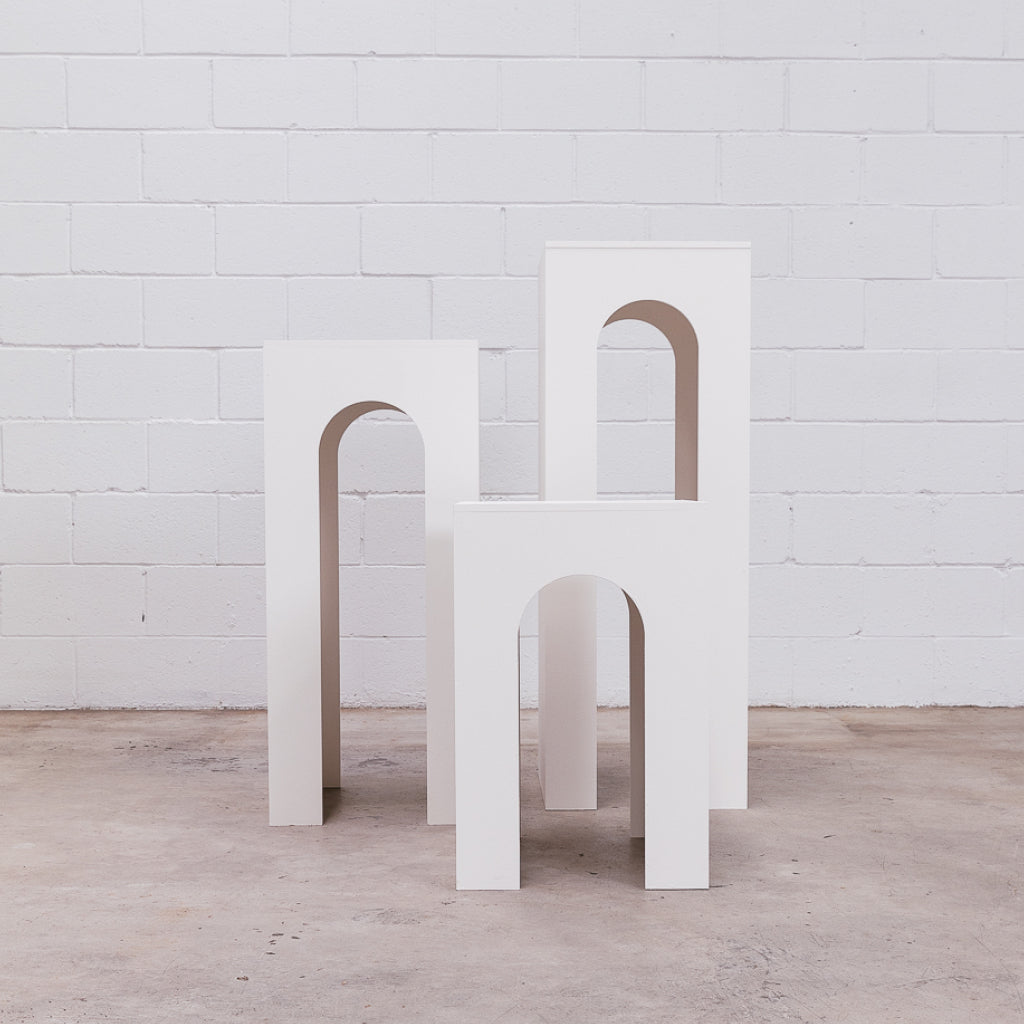 Arch Cut Out Plinths in White (Set of 3) – House of Harvey Co.